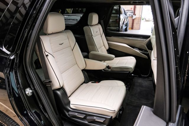 2025 Cadillac Escalade Sport 4WD,TOURING PACK, ROOF, 360 CAM, VOSSEN 24'S | Carrollton, TX | Texas Vehicle Exchange