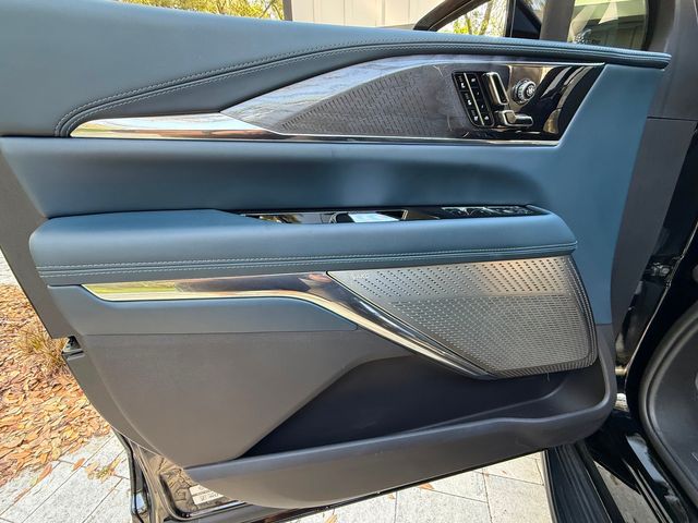 2025 Cadillac Escalade IQ SATIN BLACK ESCALADE IQ SPORT 2 REAR ENT 24"s | Plant City, FL | psv5 DEMO - Bayshore Automotive 2025 Cadillac Escalade IQ SATIN BLACK ESCALADE IQ SPORT 2 REAR ENT 24"s | Plant City, FL | psv5 DEMO - Bayshore Automotive