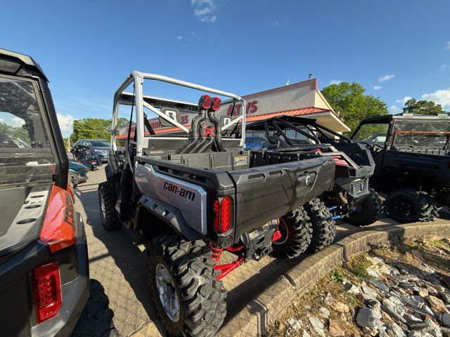 2025 Can-Am Defender X MR HD10 2025 Can-Am Defender X MR HD10