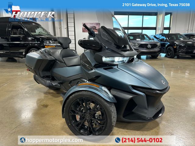 2025 Can-Am Spyder RT Rotax 1330 ACE Ultimate Touring Vehicle | Irving, Texas | Hopper Motorplex in Irving, Texas 75038