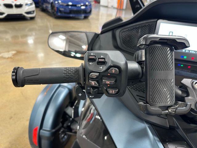 2025 Can-Am Spyder RT Rotax 1330 ACE Ultimate Touring Vehicle | Irving, Texas | Hopper Motorplex 2025 Can-Am Spyder RT Rotax 1330 ACE Ultimate Touring Vehicle | Irving, Texas | Hopper Motorplex