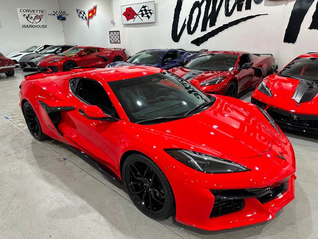 2025 Chevrolet Corvette Z06 2LZ, Front Lift, Carbon Flash Spiders, Only 2k | Dallas, Texas | Corvette Warehouse 