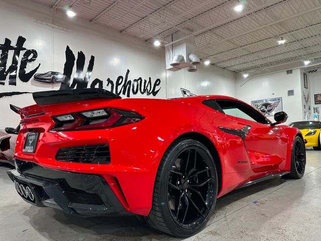2025 Chevrolet Corvette Z06 2LZ, Front Lift, Carbon Flash Spiders, Only 2k | Dallas, Texas | Corvette Warehouse 