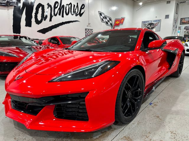2025 Chevrolet Corvette Z06 2LZ, Front Lift, Carbon Flash Spiders, Only 2k | Dallas, Texas | Corvette Warehouse 