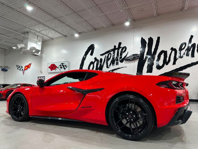 2025 Chevrolet Corvette Z06 2LZ, Front Lift, Carbon Flash Spiders, Only 2k | Dallas, Texas | Corvette Warehouse 