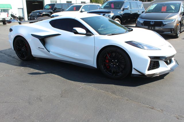 2025 Chevrolet Corvette Z06 3LZ | Granite City, Illinois | MasterCars Company Inc. 2025 Chevrolet Corvette Z06 3LZ | Granite City, Illinois | MasterCars Company Inc.