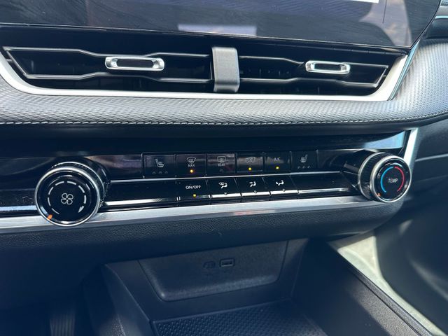 2025 Chevrolet Equinox LT | Irving, Texas | Hopper Motorplex 2025 Chevrolet Equinox LT | Irving, Texas | Hopper Motorplex