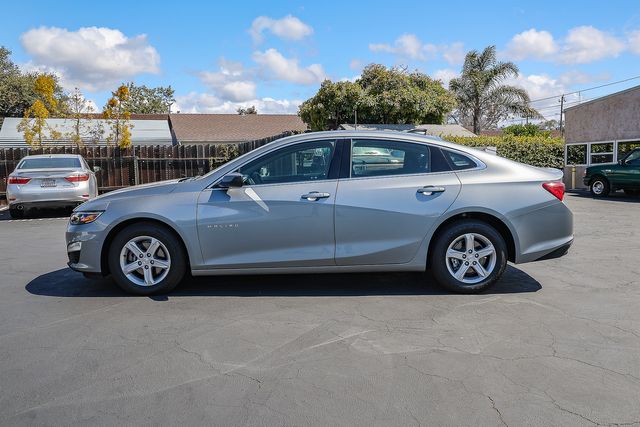 2025 Chevrolet Malibu LS
