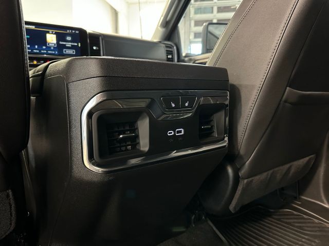 2025 Chevrolet Silverado 2500HD LTZ | Irving, Texas | Hopper Motorplex 2025 Chevrolet Silverado 2500HD LTZ | Irving, Texas | Hopper Motorplex