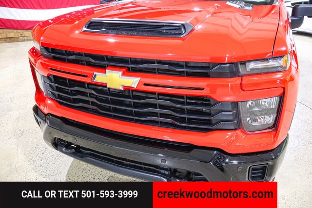 2025 Chevrolet Silverado 2500HD Custom Z71 4x4 6.6 GAS Red 1 Owner Financing 20s 2025 Chevrolet Silverado 2500HD Custom Z71 4x4 6.6 GAS Red 1 Owner Financing 20s