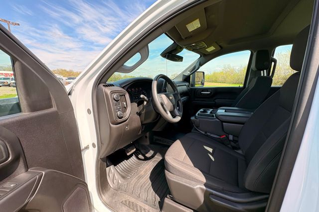 2025 Chevrolet Silverado 3500HD CC Work Truck | Roscoe, IL | Autoland Outlets 2025 Chevrolet Silverado 3500HD CC Work Truck | Roscoe, IL | Autoland Outlets