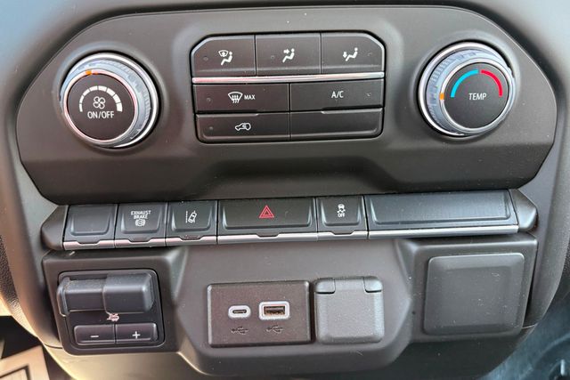 2025 Chevrolet Silverado 3500HD CC Work Truck | Roscoe, IL | Autoland Outlets 2025 Chevrolet Silverado 3500HD CC Work Truck | Roscoe, IL | Autoland Outlets