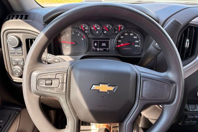 2025 Chevrolet Silverado 3500HD CC Work Truck | Roscoe, IL | Autoland Outlets 2025 Chevrolet Silverado 3500HD CC Work Truck | Roscoe, IL | Autoland Outlets