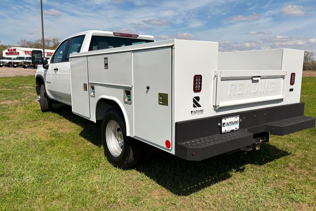 2025 Chevrolet Silverado 3500HD CC Work Truck | Roscoe, IL | Autoland Outlets 2025 Chevrolet Silverado 3500HD CC Work Truck | Roscoe, IL | Autoland Outlets