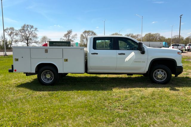 2025 Chevrolet Silverado 3500HD CC Work Truck | Roscoe, IL | Autoland Outlets