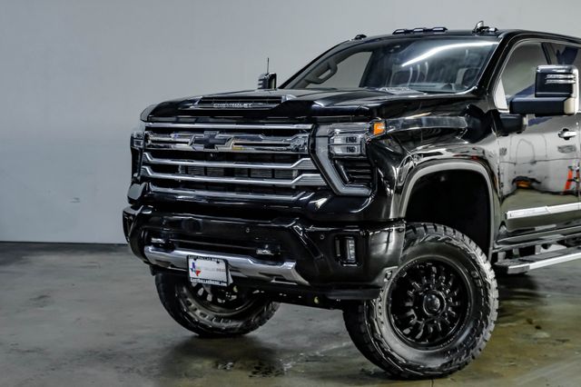 2025 Chevrolet Silverado 3500HD High Country Premium ZONE LIFT 20" Fuel 37" R/T TX | Dallas, TX | East Dallas Diesel 2025 Chevrolet Silverado 3500HD High Country Premium ZONE LIFT 20" Fuel 37" R/T TX | Dallas, TX | East Dallas Diesel