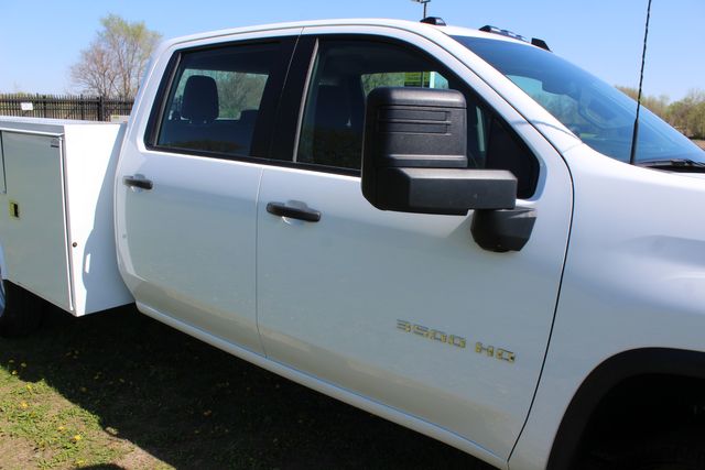 2025 Chevrolet Silverado 3500HD Diesel Utility 4x4 Work Truck | Roscoe, IL | Autoland Outlets 2025 Chevrolet Silverado 3500HD Diesel Utility 4x4 Work Truck | Roscoe, IL | Autoland Outlets