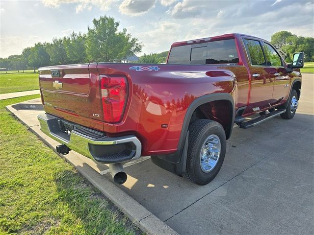 2025 Chevrolet Silverado 3500HD LTZ