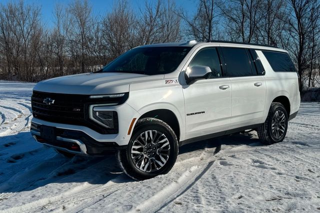 2025 Chevrolet Suburban Z71 | Roscoe, IL | Autoland Outlets