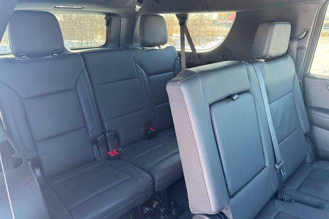 2025 Chevrolet Suburban Z71 | Roscoe, IL | Autoland Outlets