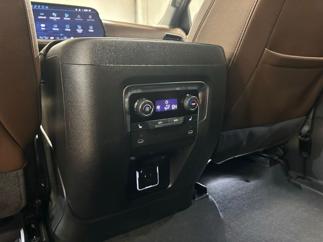 2025 Chevrolet Tahoe High Country | Irving, Texas | Hopper Motorplex 2025 Chevrolet Tahoe High Country | Irving, Texas | Hopper Motorplex