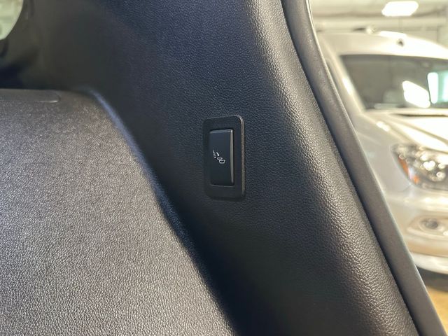 2025 Chevrolet Tahoe High Country | Irving, Texas | Hopper Motorplex 2025 Chevrolet Tahoe High Country | Irving, Texas | Hopper Motorplex