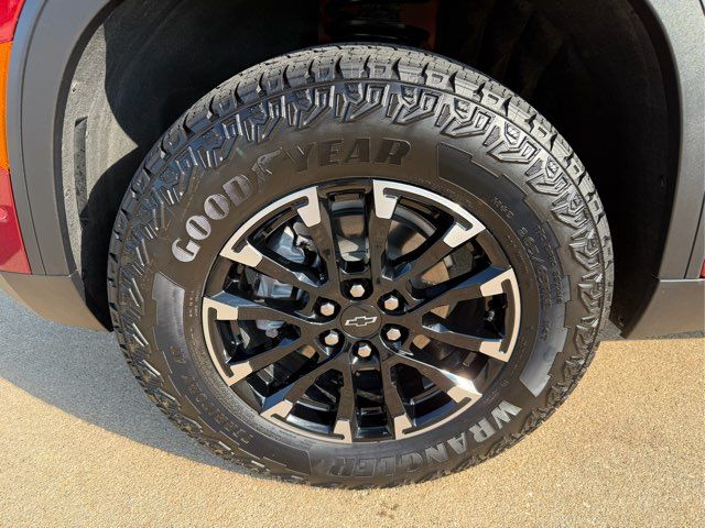 2025 Chevrolet Traverse Z71 | Gifford, IL | Trav's Automotive 2025 Chevrolet Traverse Z71 | Gifford, IL | Trav's Automotive