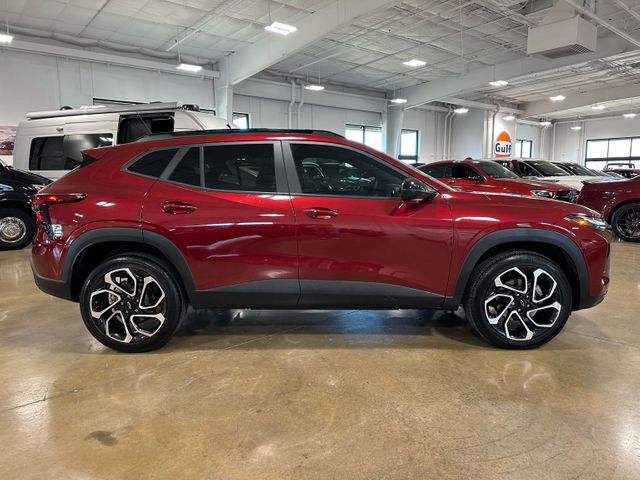 2025 Chevrolet Trax 2RS | Irving, Texas | Hopper Motorplex