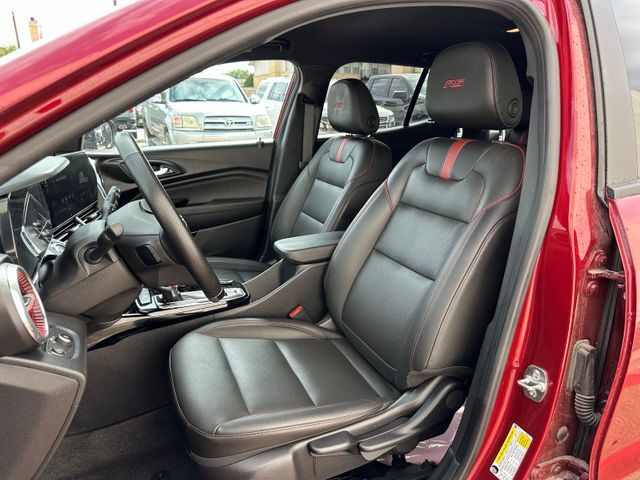 2025 Chevrolet Trax RS