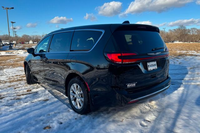 2025 Chrysler Pacifica Select AWD | Roscoe, IL | Autoland Outlets 2025 Chrysler Pacifica Select AWD | Roscoe, IL | Autoland Outlets