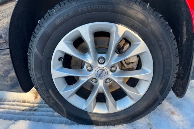 2025 Chrysler Pacifica Select AWD | Roscoe, IL | Autoland Outlets