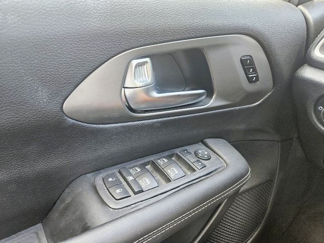 2025 Chrysler Pacifica Select Wheelchair Van Handicap Ramp Van