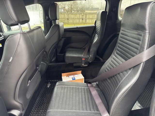 2025 Chrysler Voyager Wheelchair Van