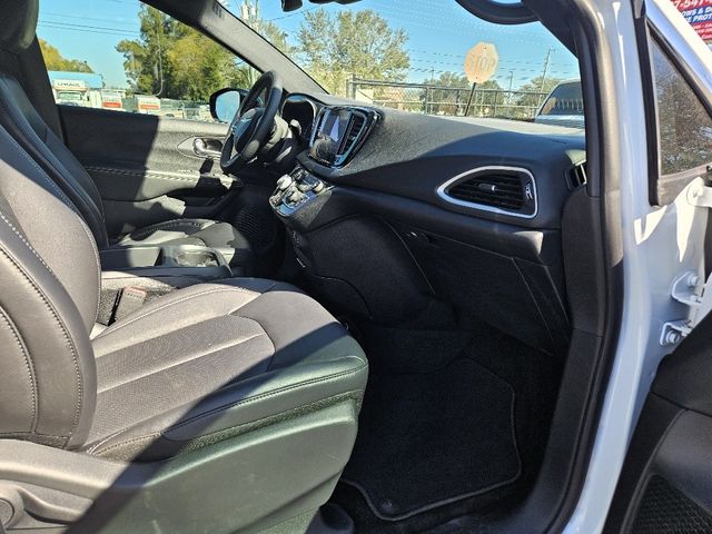 2025 Chrysler Voyager LX Wheelchair Van Handicap Ramp Van