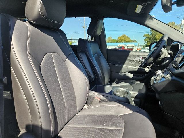 2025 Chrysler Voyager LX Wheelchair Van Handicap Ramp Van