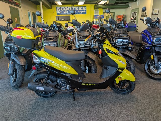 2025 Daix Magnum Scooter 49cc
