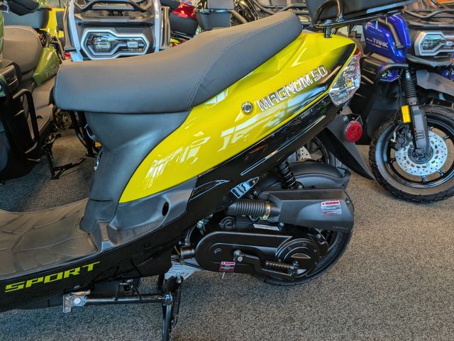 2025 Daix Magnum Scooter 49cc