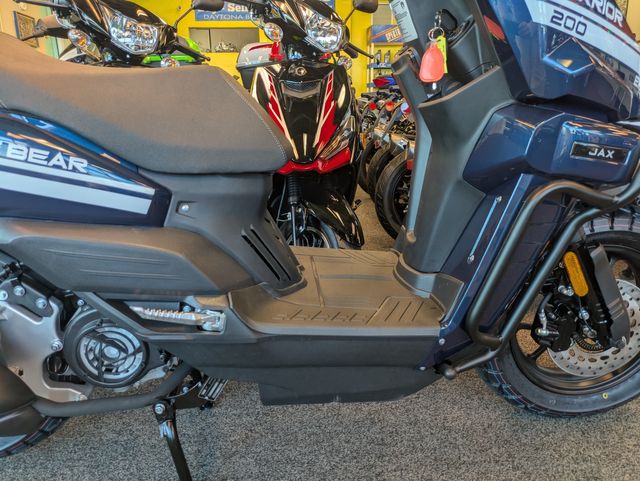 2025 Daix Tank EFI Scooter 200cc