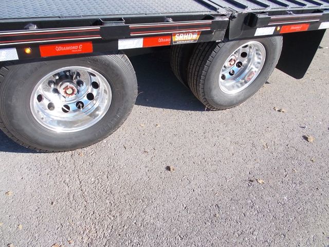 2025 Diamond C FMAX210 HDT 30' X 102"