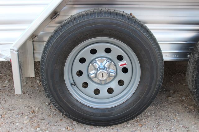 2025 Featherlite 8107 Livestock 16' 16' BP LIVESTOCK 6'7"W X 6'6"T CUT GATE 3 AIR GAPS | CONROE, TX | SportChassis/ Featherlite Trailers of Texas 2025 Featherlite 8107 Livestock 16' 16' BP LIVESTOCK 6'7"W X 6'6"T CUT GATE 3 AIR GAPS | CONROE, TX | SportChassis/ Featherlite Trailers of Texas