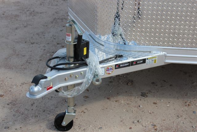 2025 Featherlite 8107 Livestock 16' 16' BP LIVESTOCK 6'7"W X 6'6"T CUT GATE 3 AIR GAPS | CONROE, TX | SportChassis/ Featherlite Trailers of Texas 2025 Featherlite 8107 Livestock 16' 16' BP LIVESTOCK 6'7"W X 6'6"T CUT GATE 3 AIR GAPS | CONROE, TX | SportChassis/ Featherlite Trailers of Texas