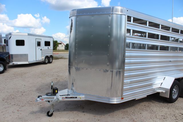 2025 Featherlite 8107 Livestock 16' 16' BP LIVESTOCK 6'7"W X 6'6"T CUT GATE 3 AIR GAPS | CONROE, TX | SportChassis/ Featherlite Trailers of Texas 2025 Featherlite 8107 Livestock 16' 16' BP LIVESTOCK 6'7"W X 6'6"T CUT GATE 3 AIR GAPS | CONROE, TX | SportChassis/ Featherlite Trailers of Texas