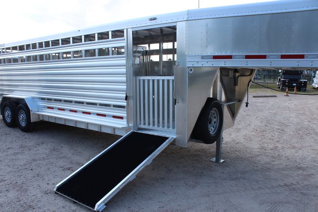 2025 Featherlite 8127 - 24' GN Livestock Trailer Removable 12 pen system and 2 walk-thru gates | CONROE, TX | SportChassis/ Featherlite Trailers of Texas 2025 Featherlite 8127 - 24' GN Livestock Trailer Removable 12 pen system and 2 walk-thru gates | CONROE, TX | SportChassis/ Featherlite Trailers of Texas