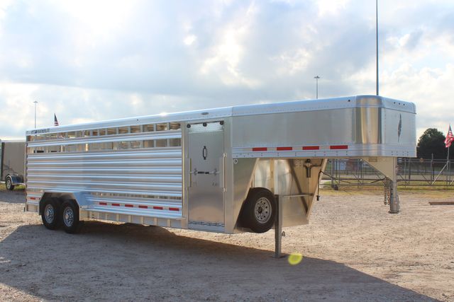2025 Featherlite 8127 - 24' GN Livestock Trailer Removable 12 pen system and 2 walk-thru gates | CONROE, TX | SportChassis/ Featherlite Trailers of Texas 2025 Featherlite 8127 - 24' GN Livestock Trailer Removable 12 pen system and 2 walk-thru gates | CONROE, TX | SportChassis/ Featherlite Trailers of Texas