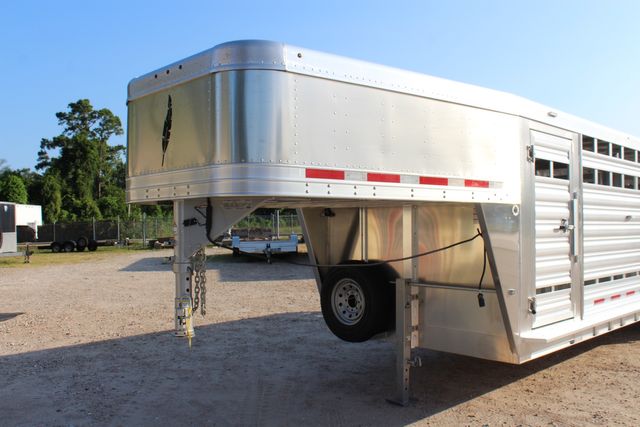2025 Featherlite 8127 - 24' GN Livestock Trailer Removable 12 pen system and 2 walk-thru gates | CONROE, TX | SportChassis/ Featherlite Trailers of Texas 2025 Featherlite 8127 - 24' GN Livestock Trailer Removable 12 pen system and 2 walk-thru gates | CONROE, TX | SportChassis/ Featherlite Trailers of Texas