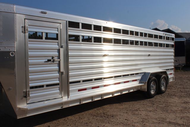 2025 Featherlite 8127 - 24' GN Livestock Trailer Removable 12 pen system and 2 walk-thru gates | CONROE, TX | SportChassis/ Featherlite Trailers of Texas 2025 Featherlite 8127 - 24' GN Livestock Trailer Removable 12 pen system and 2 walk-thru gates | CONROE, TX | SportChassis/ Featherlite Trailers of Texas