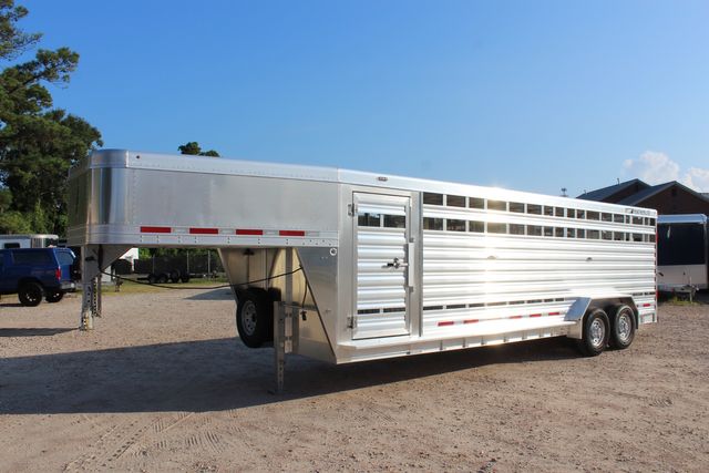 2025 Featherlite 8127 - 24' GN Livestock Trailer Removable 12 pen system and 2 walk-thru gates | CONROE, TX | SportChassis/ Featherlite Trailers of Texas 2025 Featherlite 8127 - 24' GN Livestock Trailer Removable 12 pen system and 2 walk-thru gates | CONROE, TX | SportChassis/ Featherlite Trailers of Texas