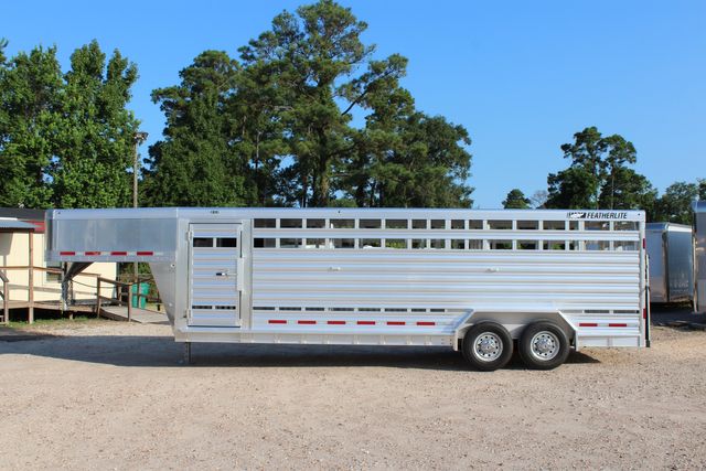 2025 Featherlite 8127 - 24' GN Livestock Trailer Removable 12 pen system and 2 walk-thru gates | CONROE, TX | SportChassis/ Featherlite Trailers of Texas 2025 Featherlite 8127 - 24' GN Livestock Trailer Removable 12 pen system and 2 walk-thru gates | CONROE, TX | SportChassis/ Featherlite Trailers of Texas