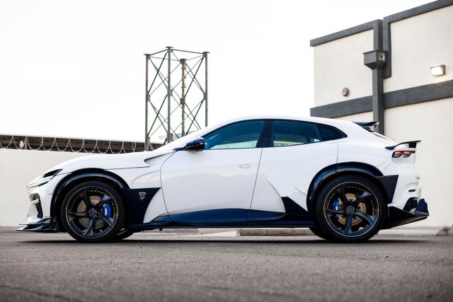 2025 Ferrari Purosangue Venum black forged carbon wide-body