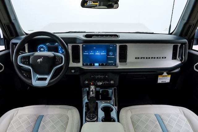 2025 Ford Bronco Heritage Edition 4X4, LIFTED, 20" FUEL, LEATHER | Carrollton, TX | Texas Vehicle Exchange